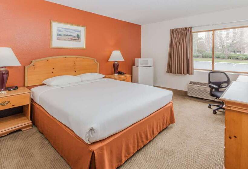 모텔 Super 8 By Wyndham Elgin