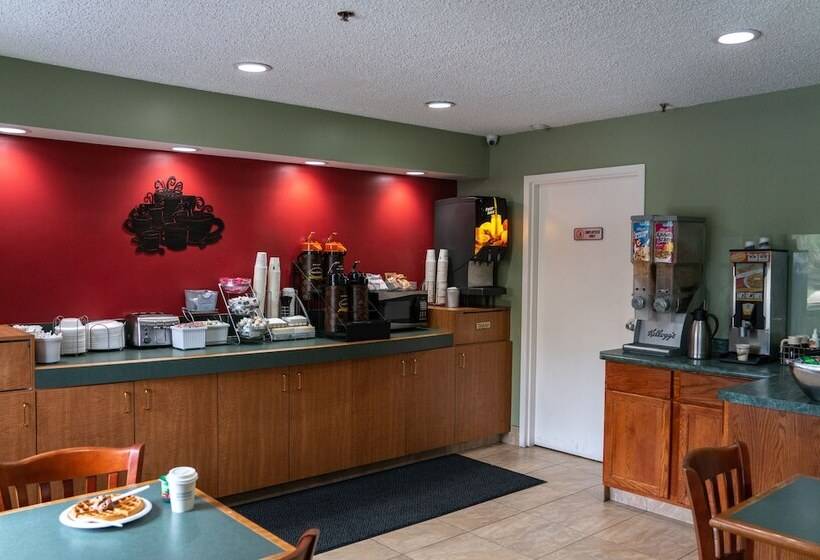 모텔 Super 8 By Wyndham Elgin