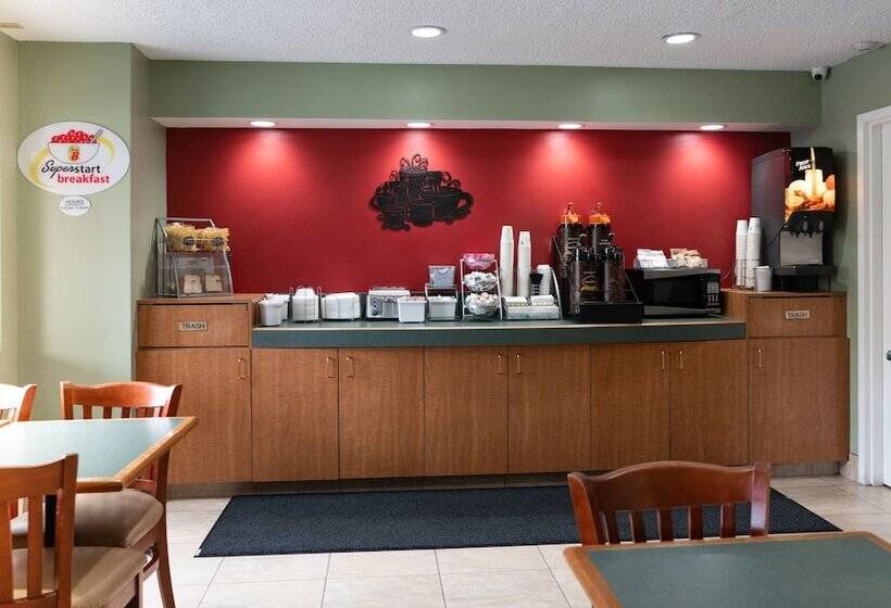 모텔 Super 8 By Wyndham Elgin