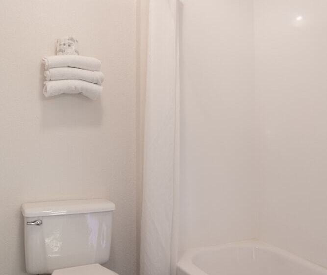 모텔 Super 8 By Wyndham Elgin