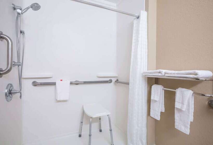 فندق على الطريق Super 8 By Wyndham Elkins