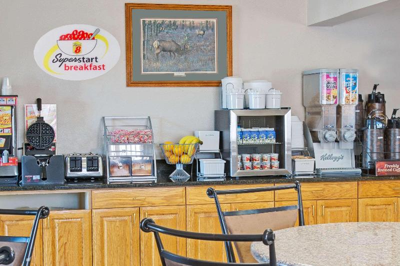 모텔 Super 8 By Wyndham Fort Collins