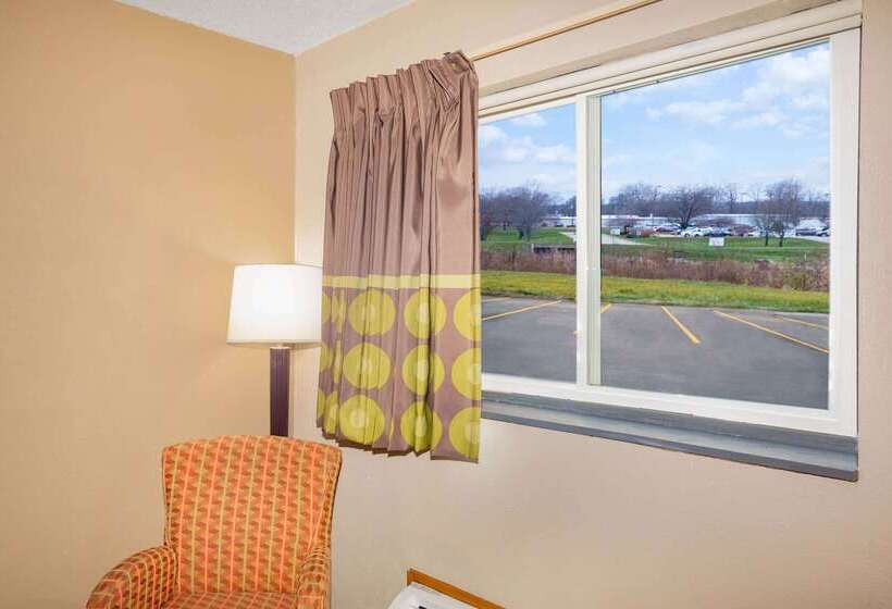 فندق على الطريق Super 8 By Wyndham Fort Madison