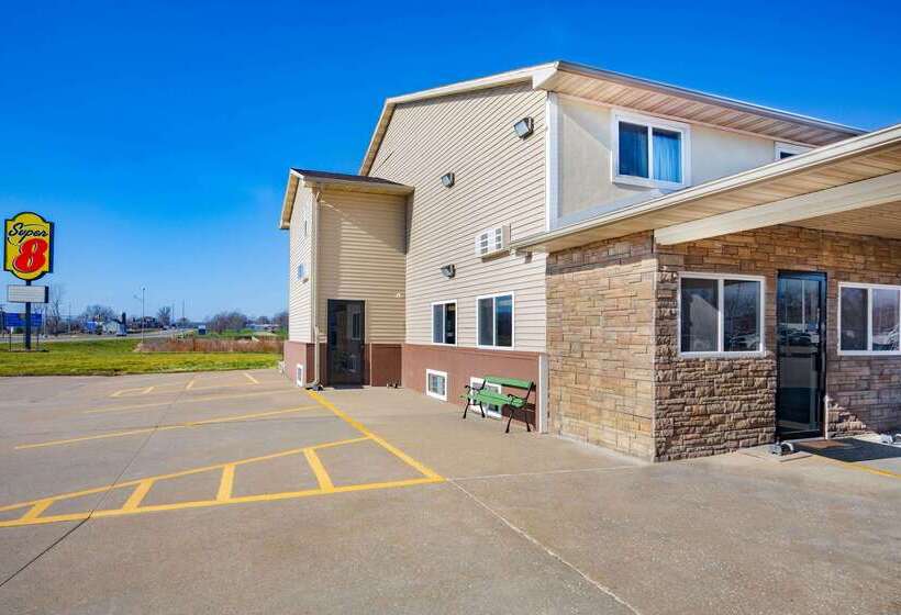 فندق على الطريق Super 8 By Wyndham Fort Madison