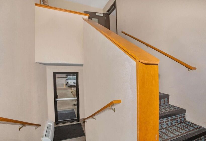 فندق على الطريق Super 8 By Wyndham Fort Madison