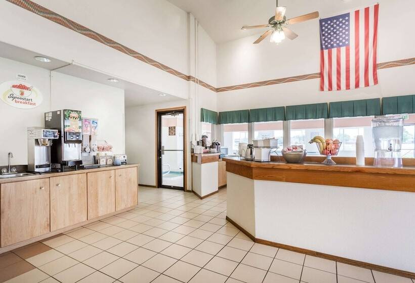 فندق على الطريق Super 8 By Wyndham Fruita