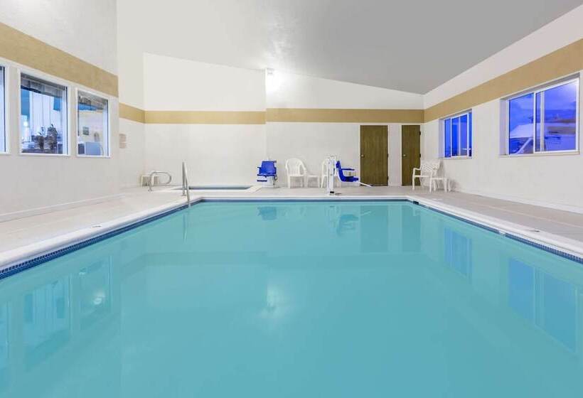 فندق على الطريق Super 8 By Wyndham Fruita