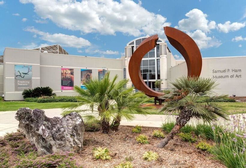 فندق على الطريق Super 8 Gainesville I 75 Hospital University Area