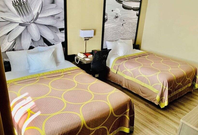 فندق على الطريق Super 8 Gainesville I 75 Hospital University Area