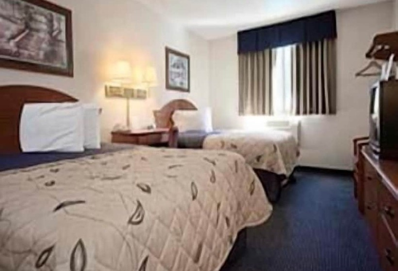 فندق على الطريق Super 8 Gainesville I 75 Hospital University Area