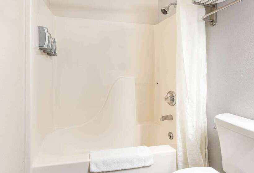 فندق على الطريق Super 8 By Wyndham Gardiner/yellowstone Park Area