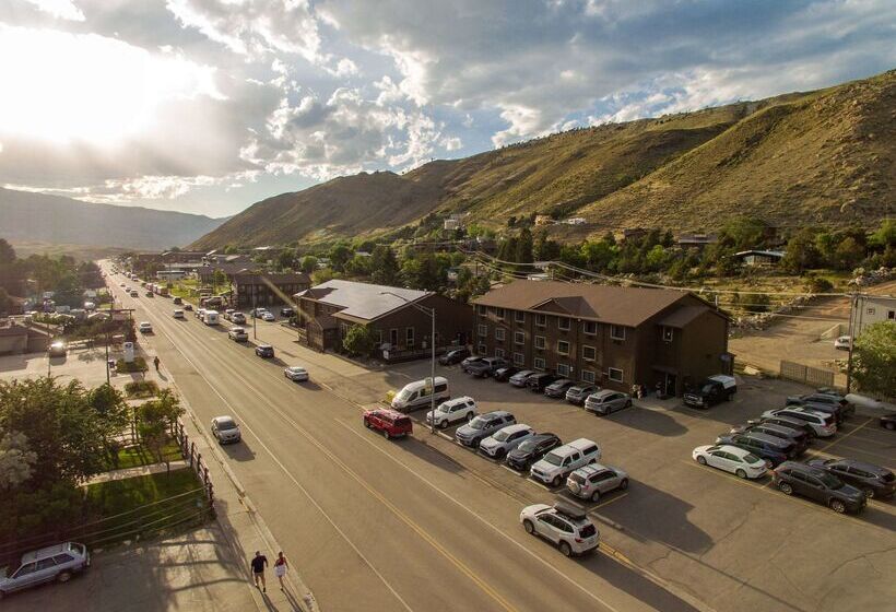 فندق على الطريق Super 8 By Wyndham Gardiner/yellowstone Park Area