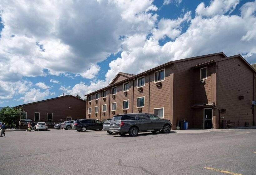 فندق على الطريق Super 8 By Wyndham Gardiner/yellowstone Park Area