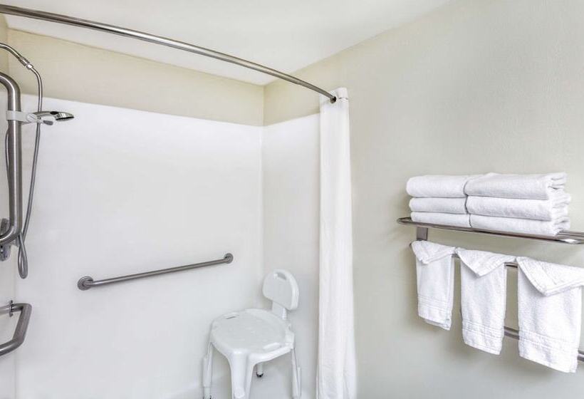 فندق على الطريق Super 8 By Wyndham Heyburn