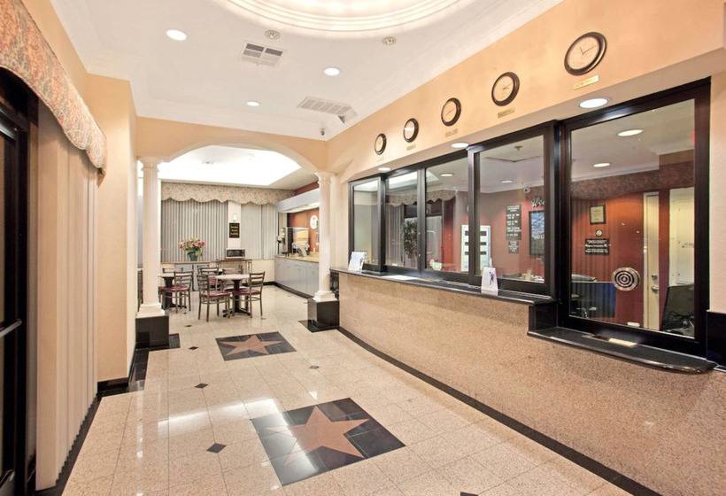 فندق على الطريق Super 8 By Wyndham Hollywood/la Area