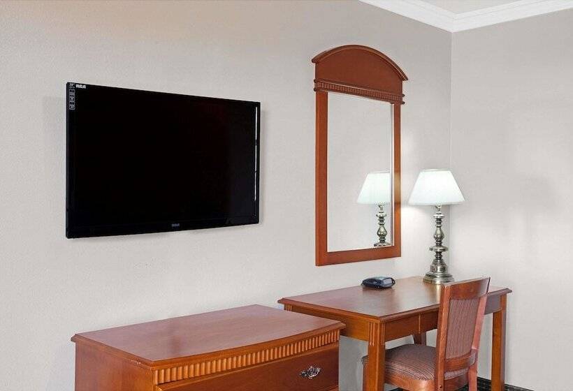 فندق على الطريق Super 8 By Wyndham Hollywood/la Area