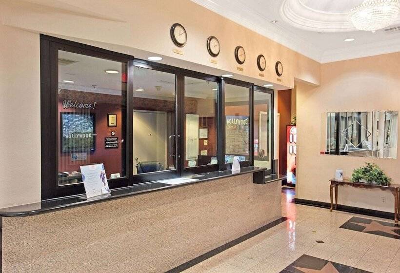 فندق على الطريق Super 8 By Wyndham Hollywood/la Area