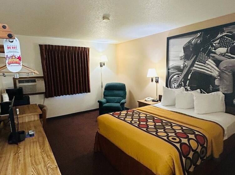 فندق على الطريق Super 8 By Wyndham Hot Springs