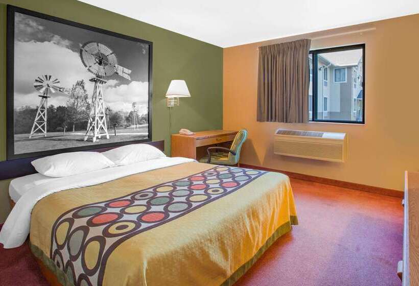 汽车旅馆 Super 8 By Wyndham Howe