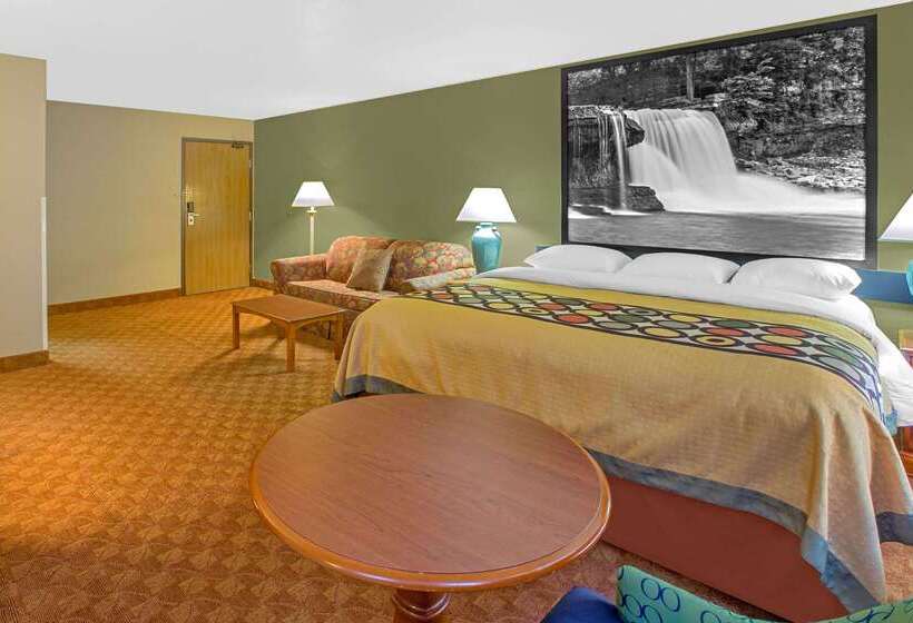 فندق على الطريق Super 8 By Wyndham Howe