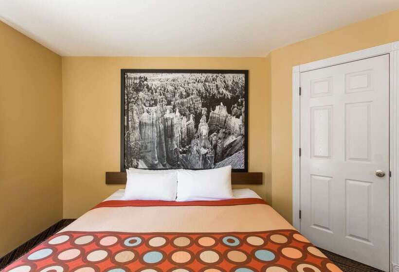 فندق على الطريق Super 8 By Wyndham Hurricane Zion National Park