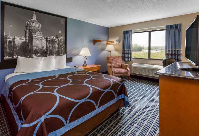 מוטל Super 8 By Wyndham Iowa City/coralville