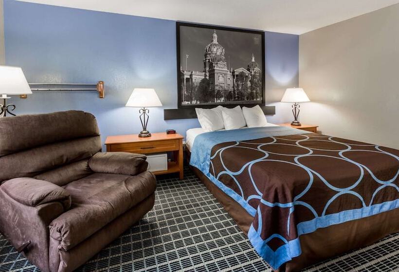 מוטל Super 8 By Wyndham Iowa City/coralville