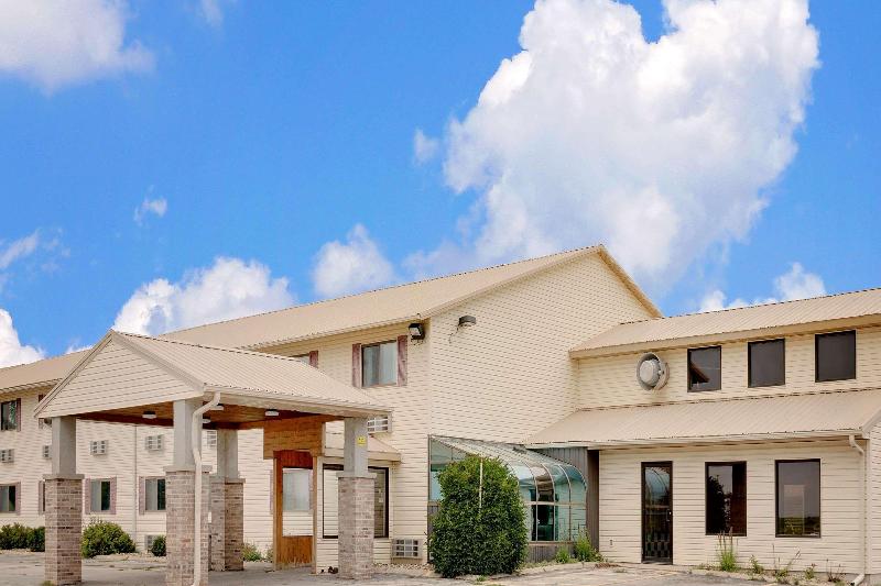 모텔 Super 8 By Wyndham Iowa Falls