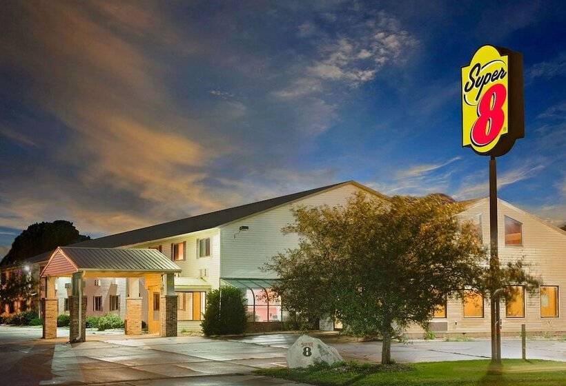 모텔 Super 8 By Wyndham Iowa Falls