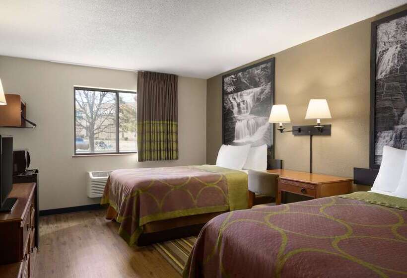 فندق على الطريق Super 8 By Wyndham Ithaca