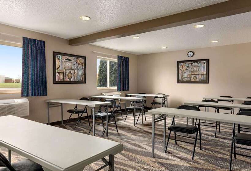 Мотель Super 8 By Wyndham Joliet I55 N/chicago