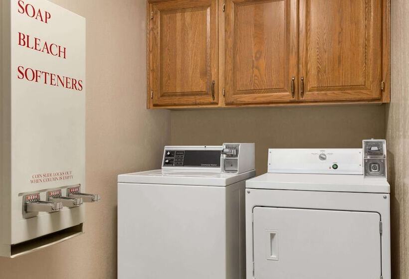 Мотель Super 8 By Wyndham Joliet I55 N/chicago