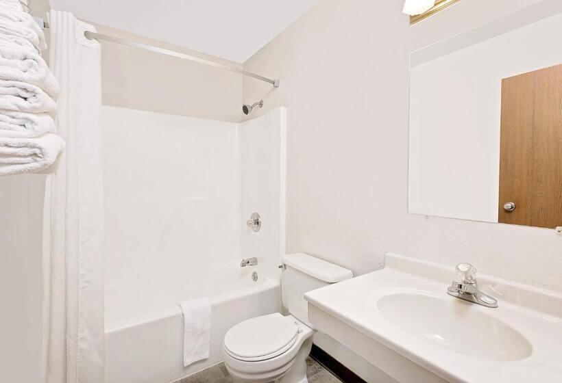 モーテル Super 8 By Wyndham Keokuk