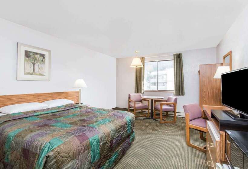 מוטל Super 8 By Wyndham Ketchikan