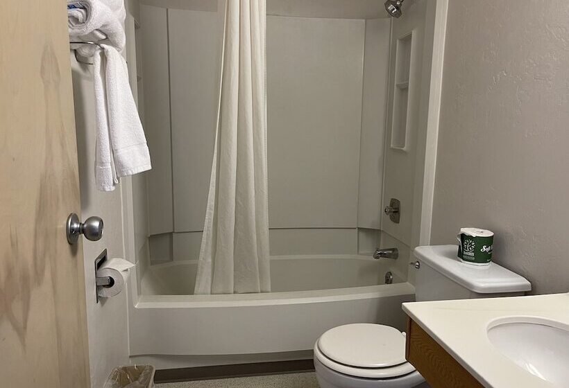 מוטל Super 8 By Wyndham Ketchikan