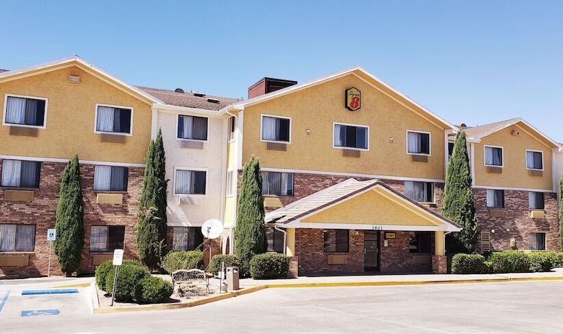 فندق على الطريق Super 8 By Wyndham Kingman