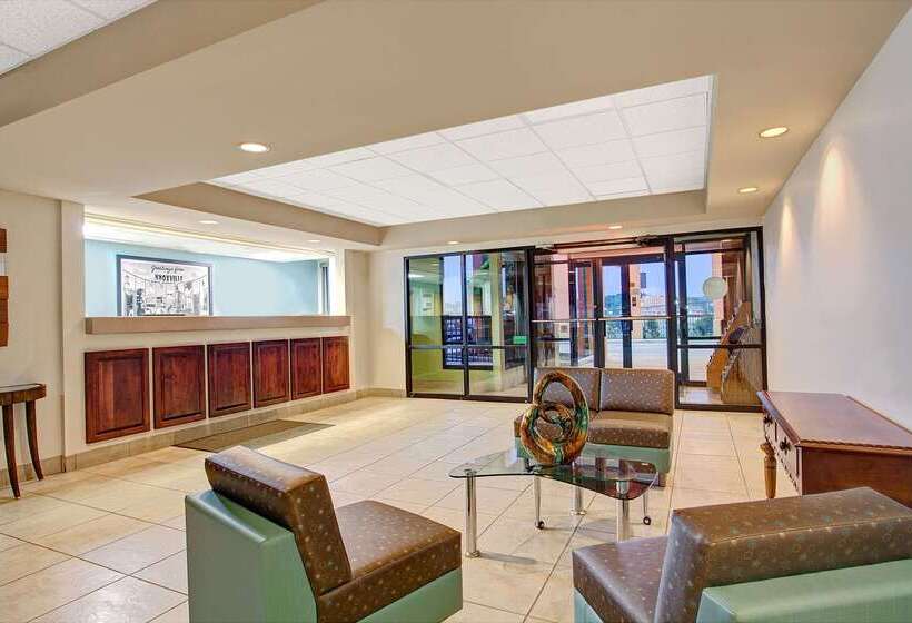 모텔 Super 8 By Wyndham Knoxville East