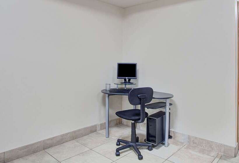 모텔 Super 8 By Wyndham Knoxville East