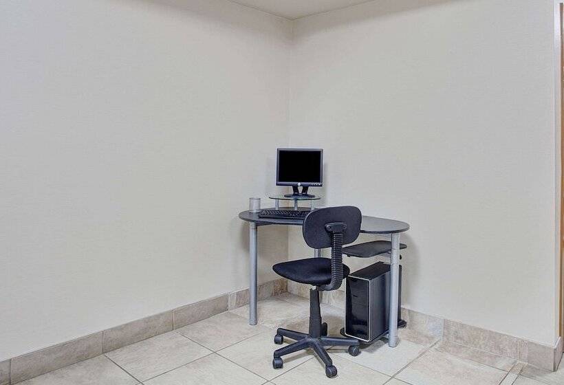 모텔 Super 8 By Wyndham Knoxville East