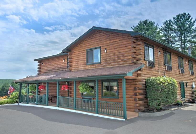 Мотель Super 8 By Wyndham Lake George/warrensburg Area