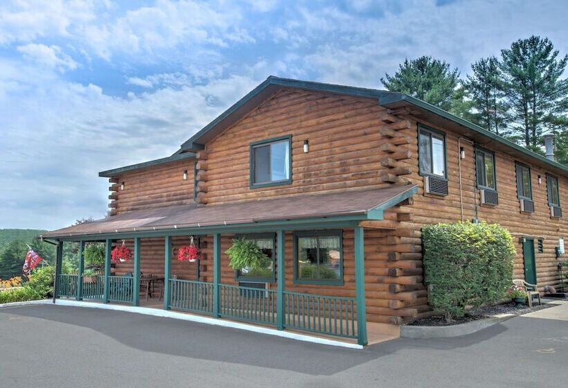 Мотель Super 8 By Wyndham Lake George/warrensburg Area