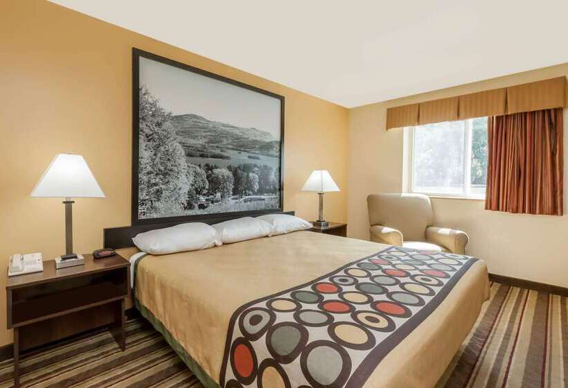 Мотель Super 8 By Wyndham Latham   Albany Airport