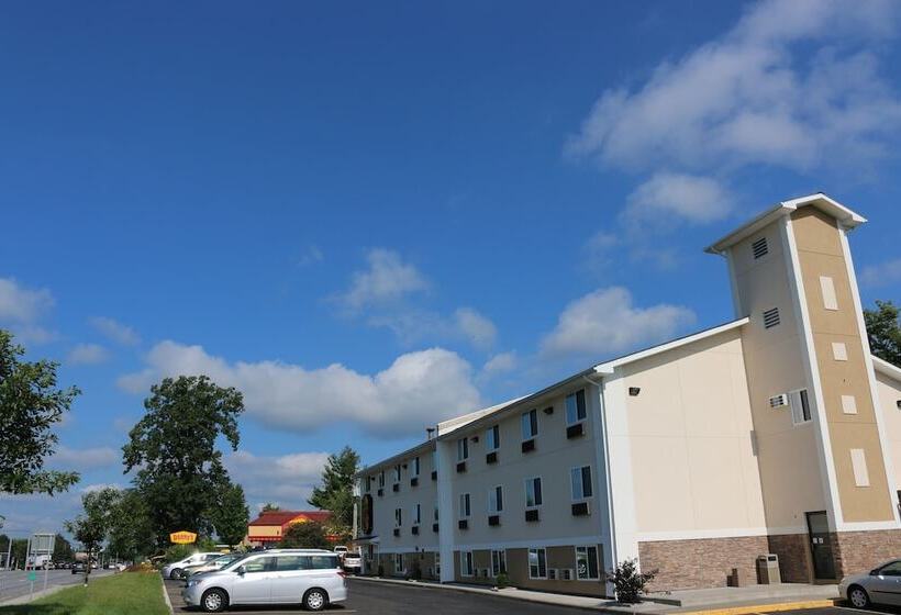 汽车旅馆  Super 8 By Wyndham Latham   Albany Airport