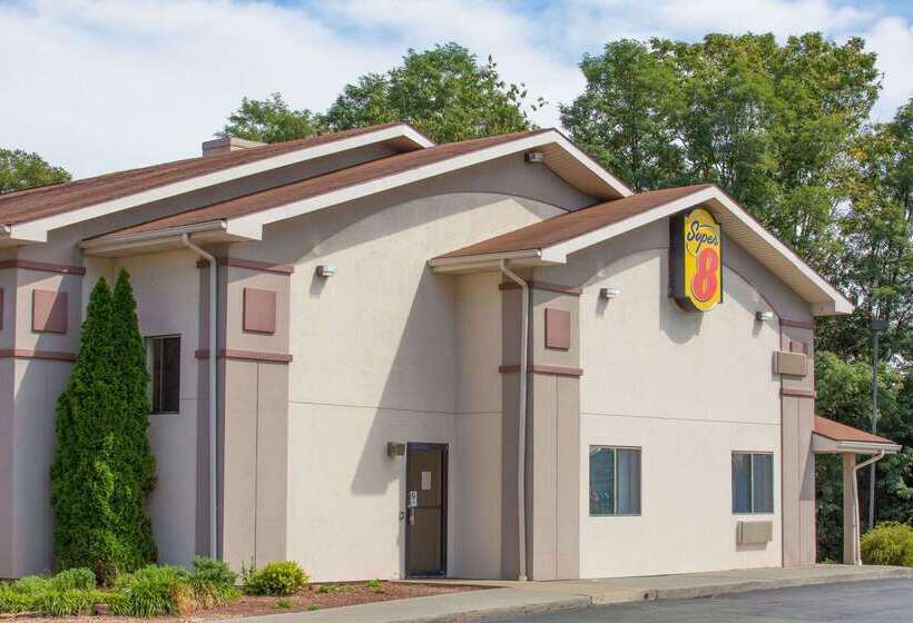 فندق على الطريق Super 8 By Wyndham Lewisburg