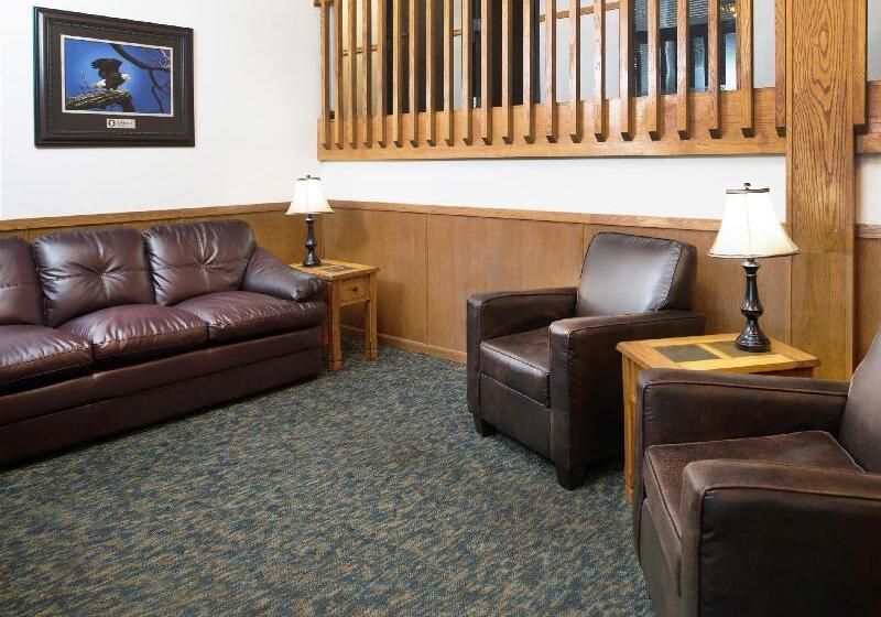 汽车旅馆 Super 8 By Wyndham Lincoln North