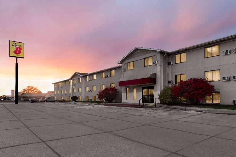 汽车旅馆 Super 8 By Wyndham Lincoln North