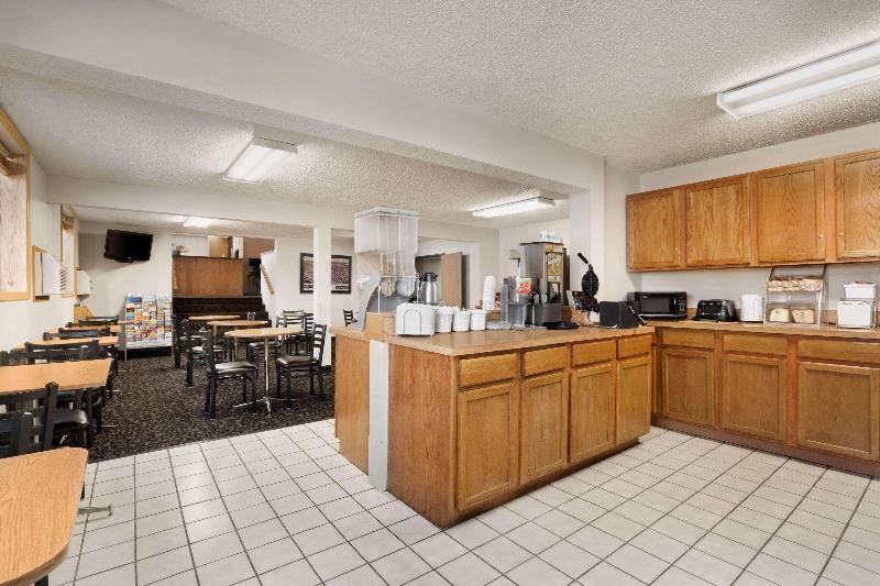 汽车旅馆 Super 8 By Wyndham Lincoln North