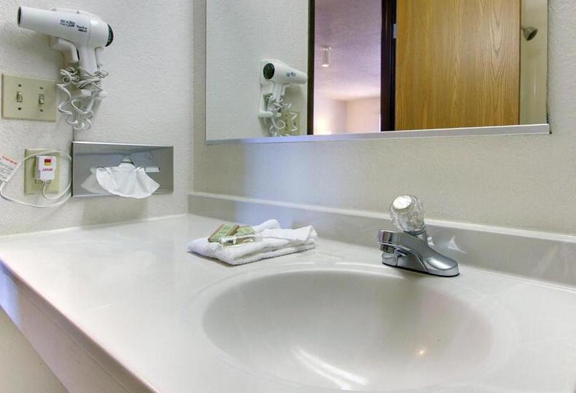 汽车旅馆 Super 8 By Wyndham Lincoln North