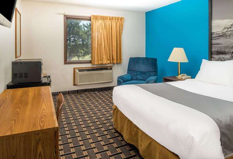 مُتل Super 8 By Wyndham Lincoln West