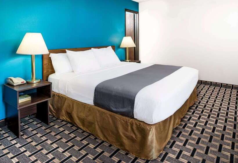 مُتل Super 8 By Wyndham Lincoln West